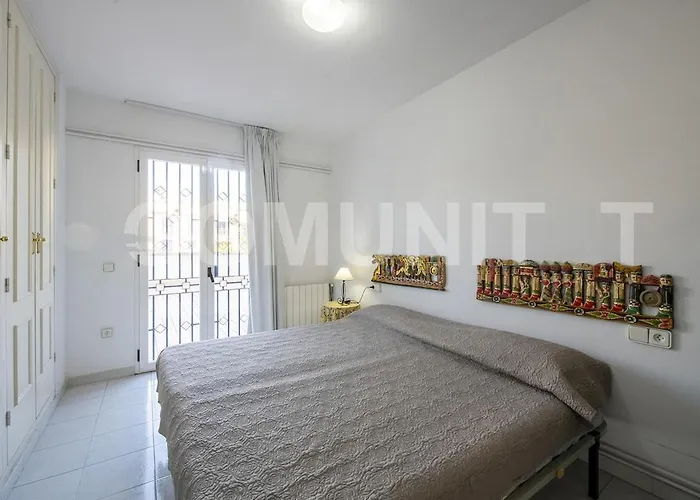 Con Piscina Y Aparcamiento En Playa De Aro