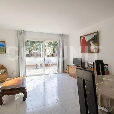 Con Piscina Y Aparcamiento En Playa De Aro